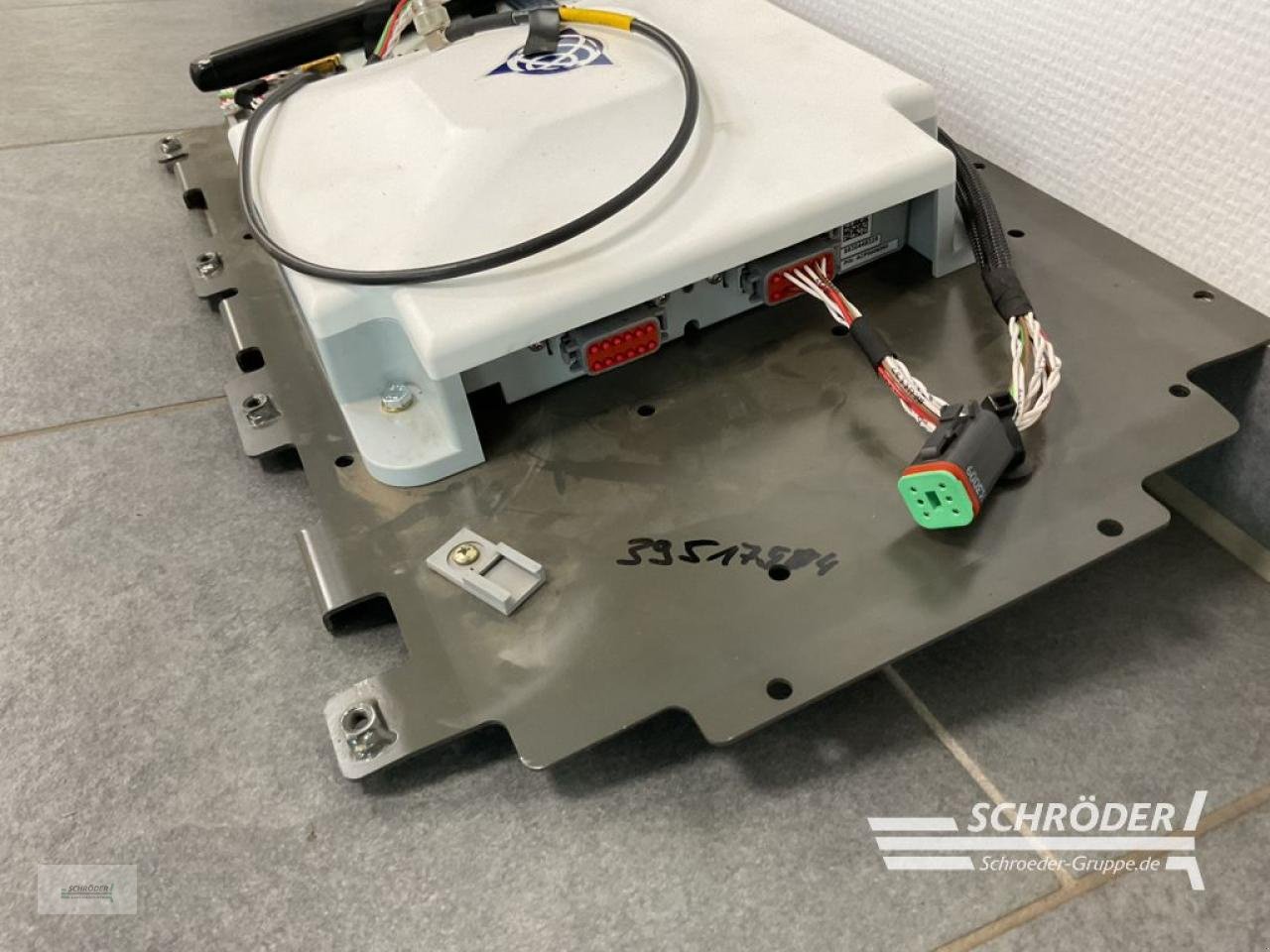 Parallelfahr-System del tipo Trimble AG 382 | TRIMPLE AG 382 | RTK | FENDT, Gebrauchtmaschine In Holdorf (Immagine 2)